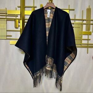 Burberry women's black reversible check wool cape